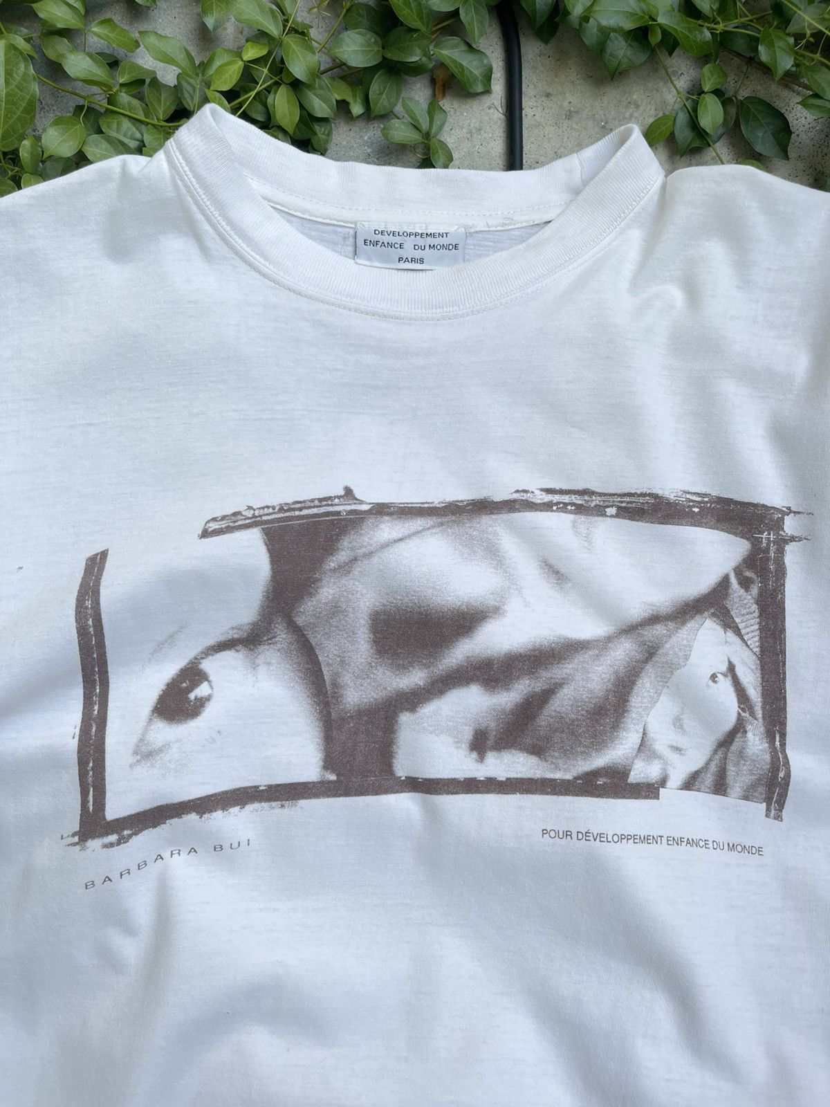 Designer Vintage BARBARA BUI POUR DÉVELOPPEMENT ENFANCE DU MONDE Tees Size US L / EU 52-54 / 3 - 2 Thumbnail