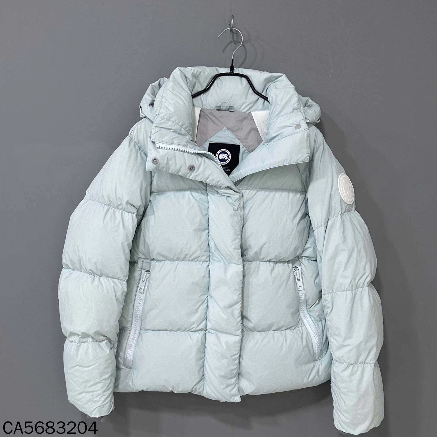 Canada Goose Canada Goose mint green hooded down jacket size S 99 new Size S / US 4 / IT 40 - 1 Thumbnail