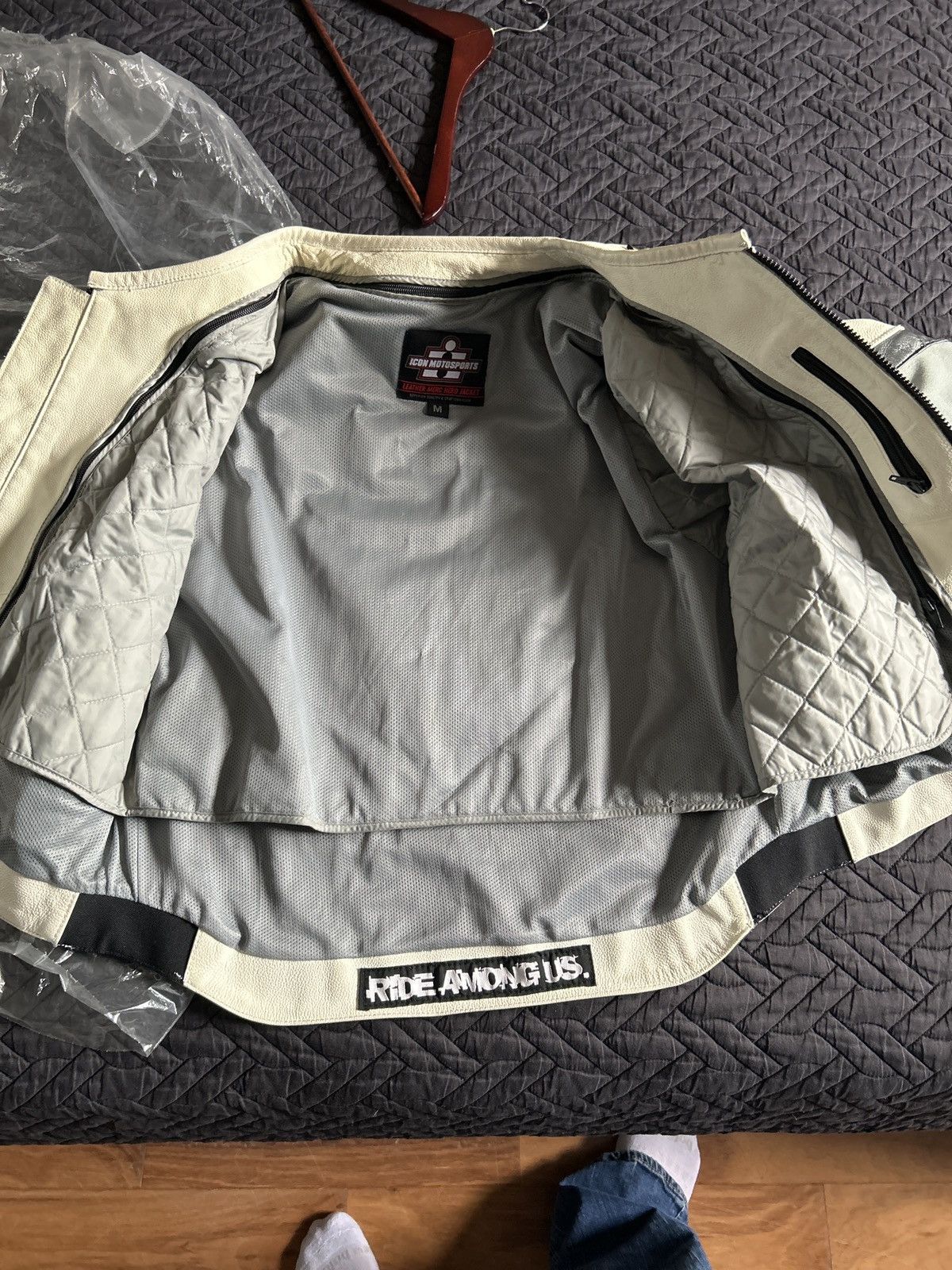 Vintage Icon racing white leather motorcycle jacket Size US M / EU 48-50 / 2 - 5 Thumbnail