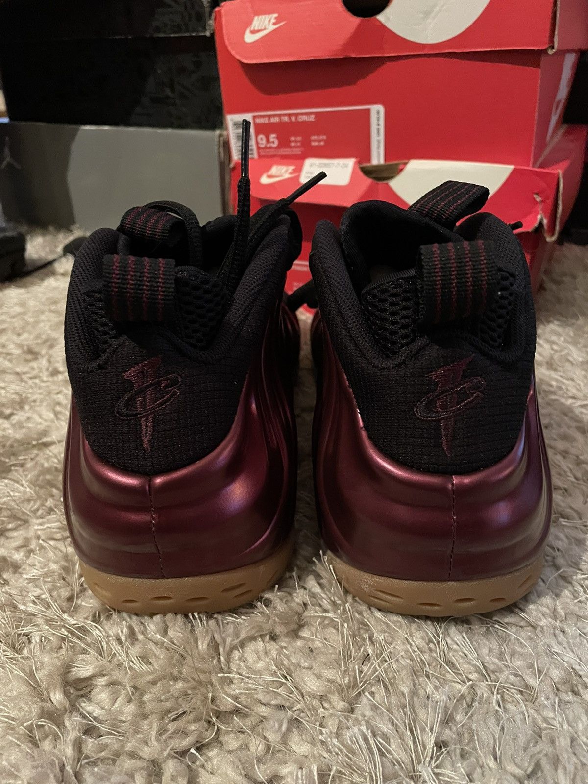 Nike Nike Air Foamposite One Night Maroon Size US 9.5 / EU 42-43 - 6 Thumbnail
