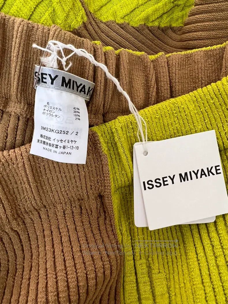 Issey Miyake Issey Miyake Double Knit Series Skirt Yellow Beige Size 25" / US 0 / IT 36 - 7 Thumbnail