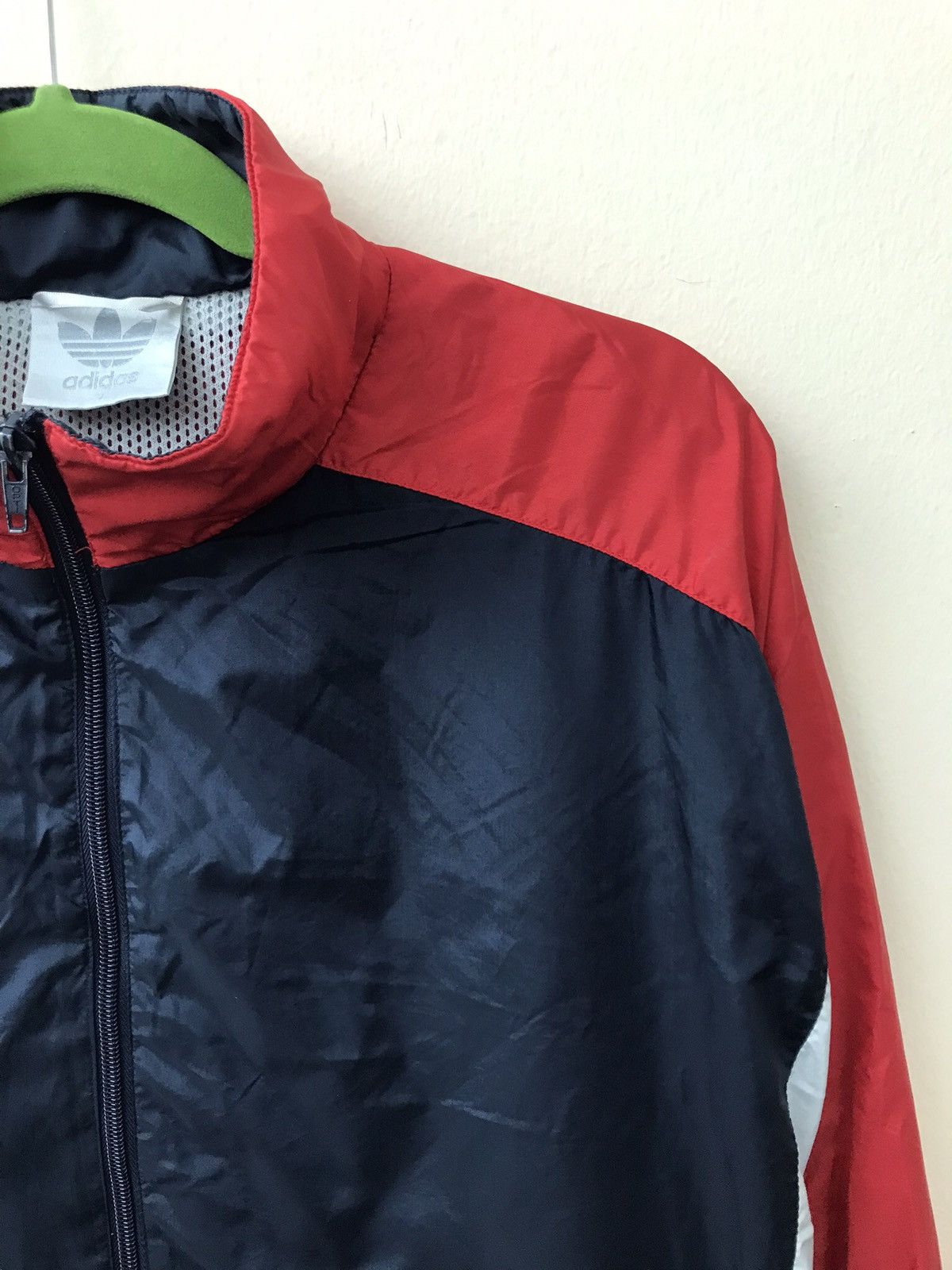 Adidas Adidas Vintage Light Jacket Size US L / EU 52-54 / 3 - 17 Thumbnail