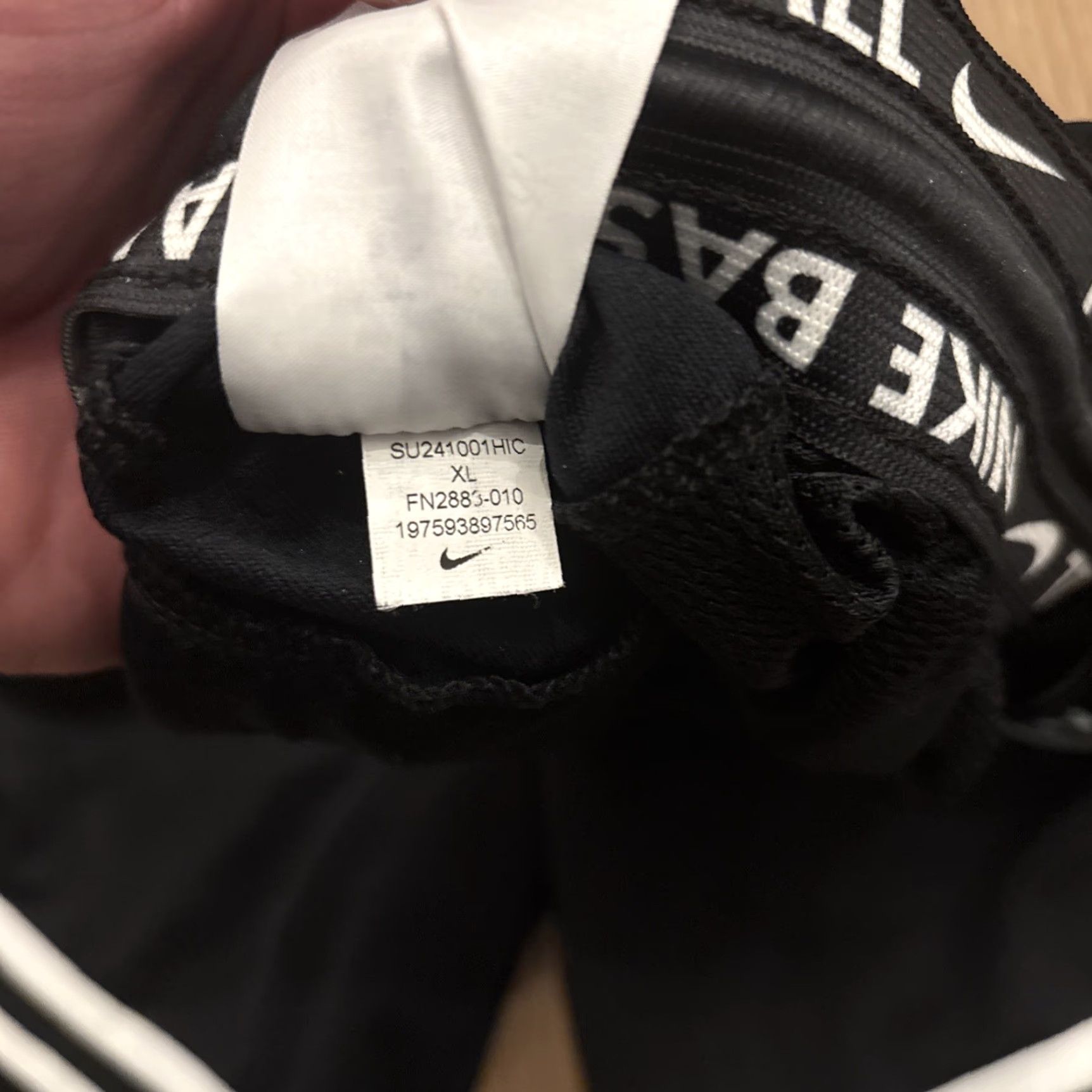 Nike Nike Dri-FIT DNA Crossover Basketball Shorts Men XL 8" Black FN2883-010 Size US 36 / EU 52 - 5 Thumbnail