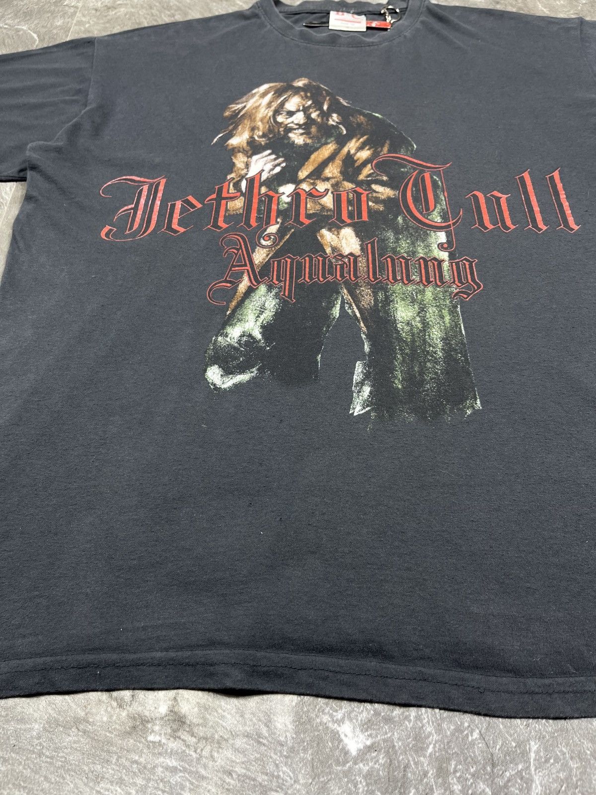 Band Tees Vintage 2006 Jethro Tull Aqualung Tour Shirt Faded Boxy Size US M / EU 48-50 / 2 - 5 Thumbnail