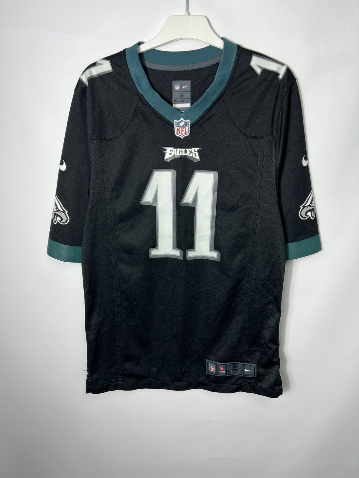 Nike Vintage Nike Philadelphia Eagles Carson Wentz #11 NFL Jersey Size US S / EU 44-46 / 1 - 1 Thumbnail