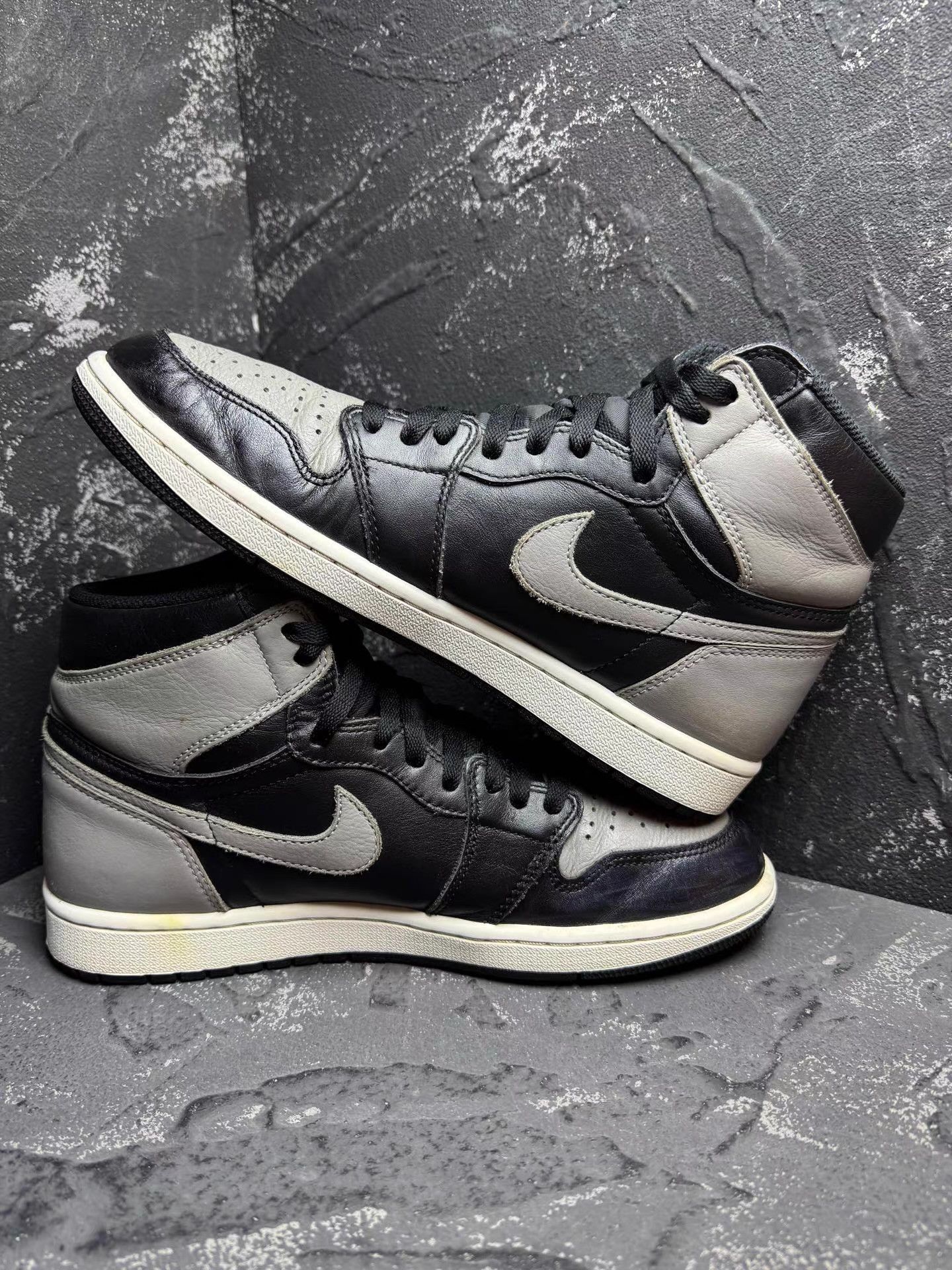 Nike Air Jordan 1 Shadow Black & Gray Q10 Size US 10 / EU 43 - 5 Thumbnail