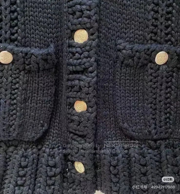 Chanel Chanel 22S thick thread gold button sweater cardigan coat Size XS / US 0-2 / IT 36-38 - 4 Thumbnail