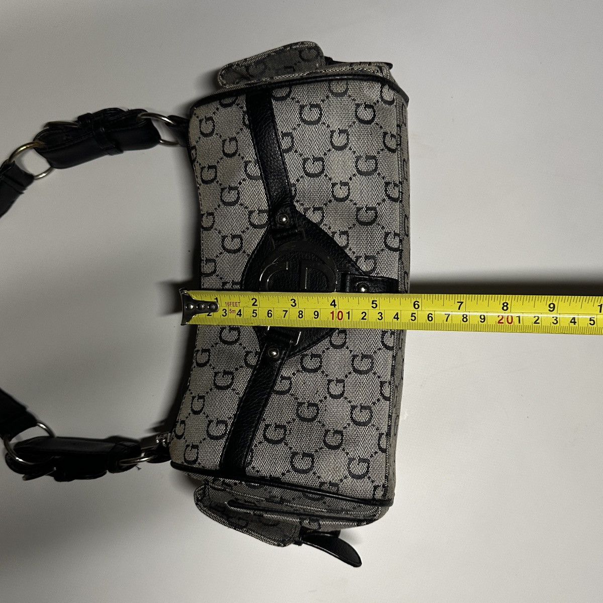 Other GUESS STYLE VINTAGE Y2K MONOGRAM SHOULDER BAG Studded Size ONE SIZE - 18 Thumbnail