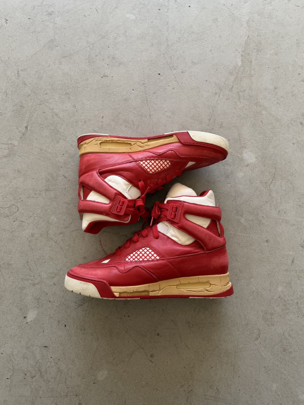 Maison Margiela Maison Margirla DDSTCK Hightop Red Size US 9 / EU 42 - 1 Thumbnail