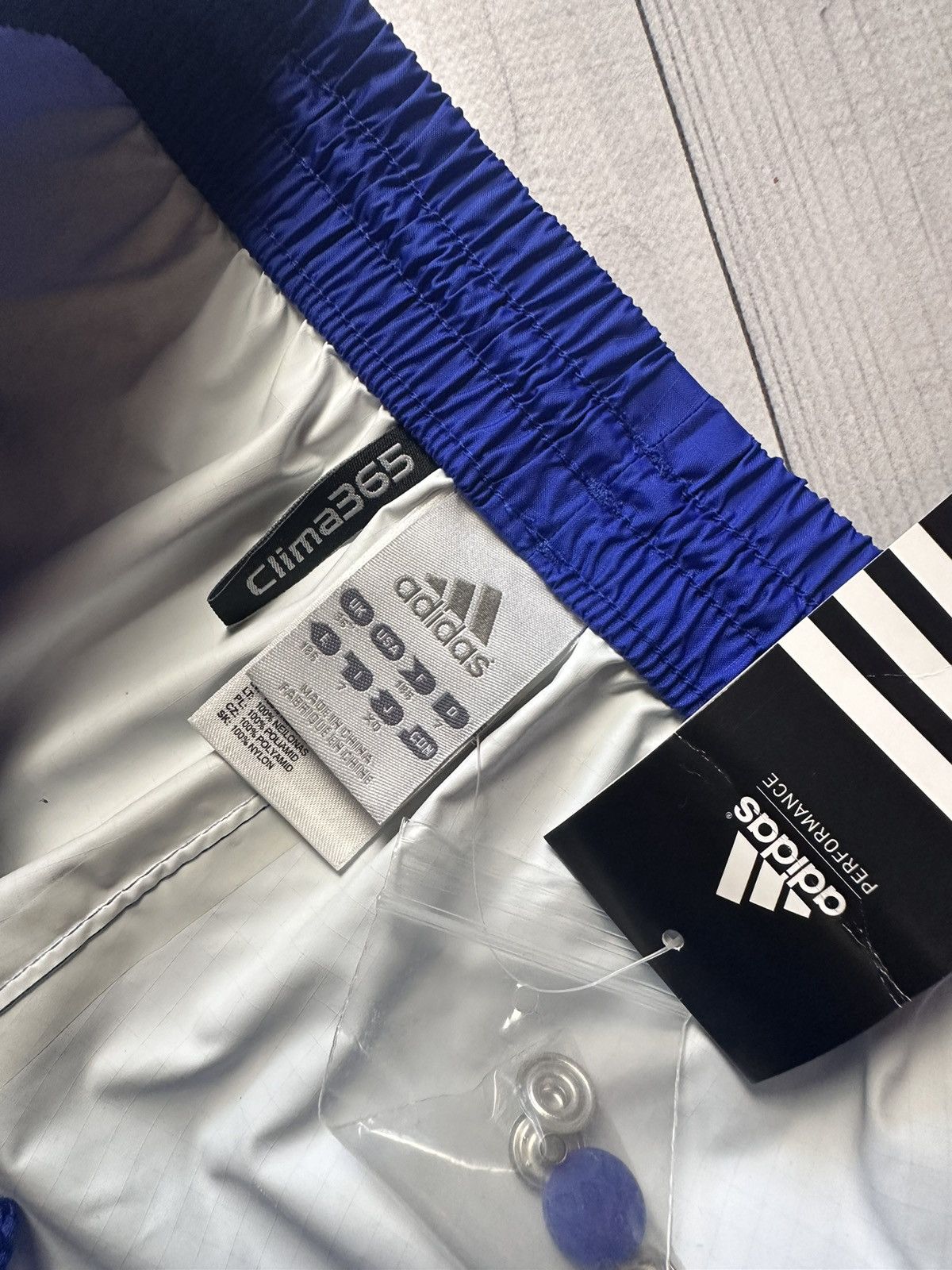 Vintage Vintage adidas Ukraine soccer pants joggers size L/XL logo Size US 36 / EU 52 - 8 Thumbnail