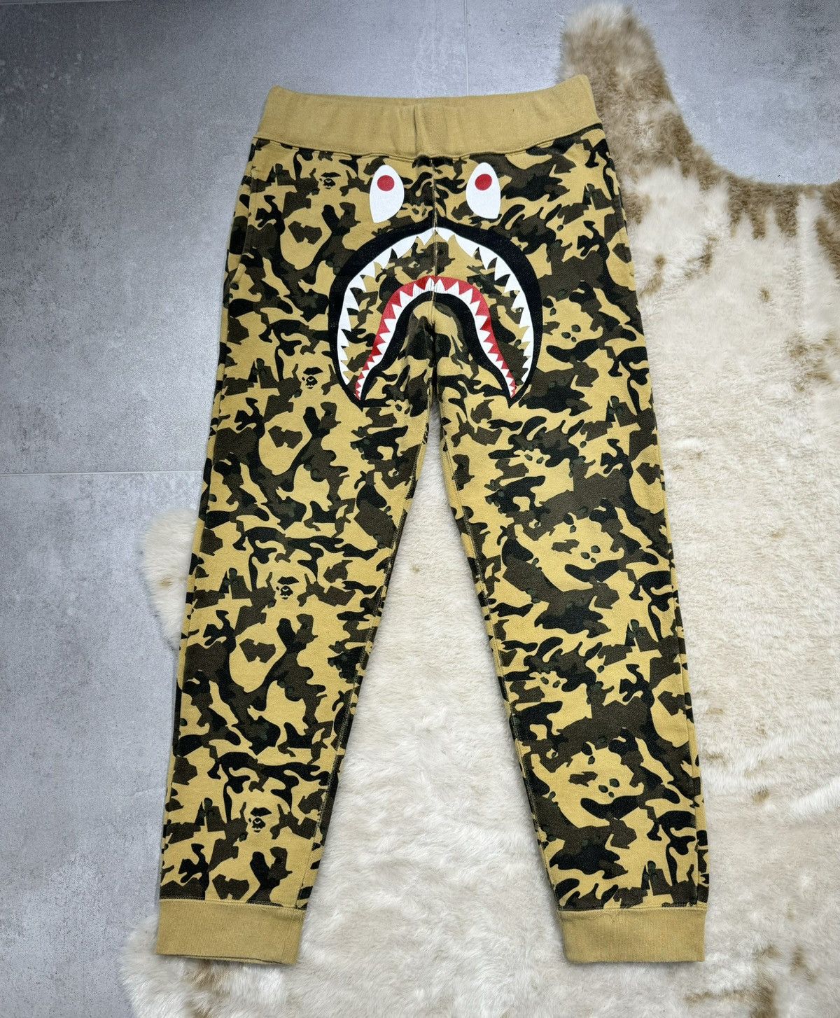 image of Bape Desert Camo Shark Slim Sweat Pants in Beige, Men's (Size 32)