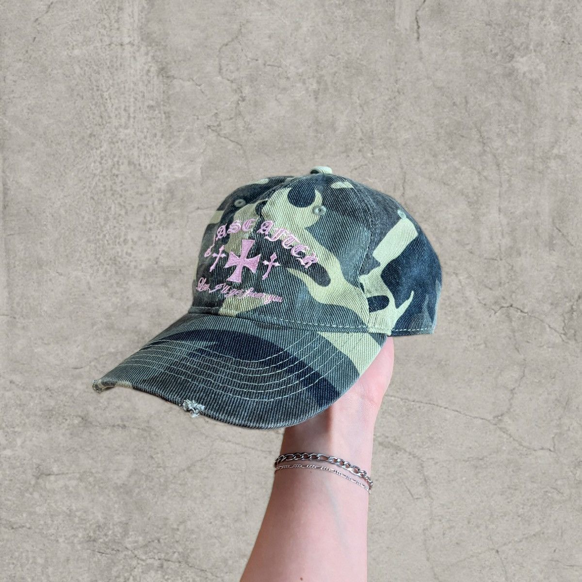 Japanese Brand Cool vintage style cap, camo in khaki green. One size Size ONE SIZE - 1 Thumbnail