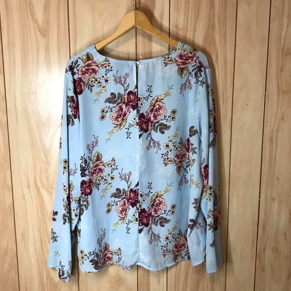 Other Rue Floral V-Neck Long Sleeve Blouse 2X Size XXL / US 16-18 / IT 52-54 - 2 Thumbnail