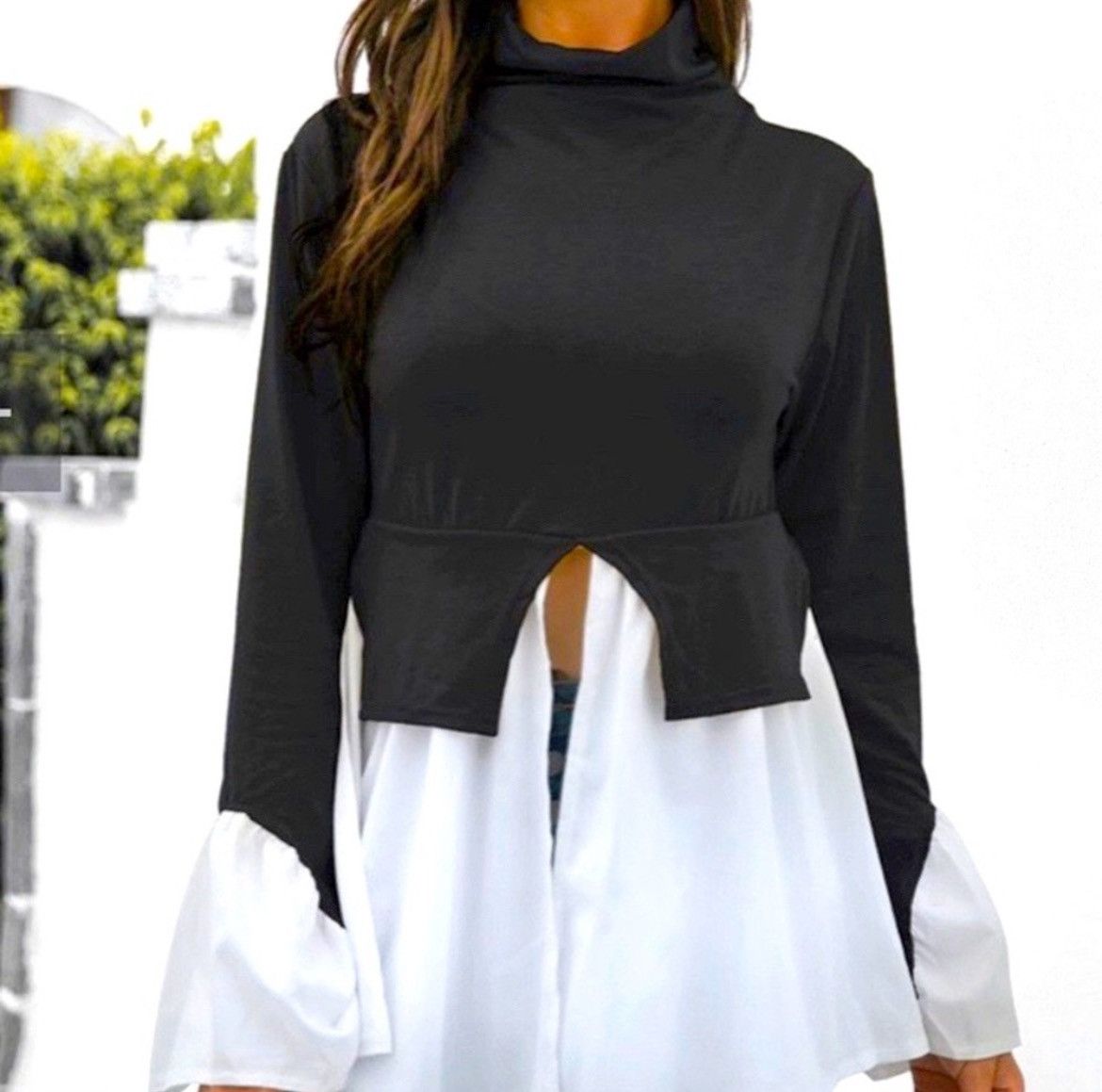 Designer × Other NWT, Lavishly Paris Mock Neck Two Tone Ruffle Hem Sweater Size S / US 4 / IT 40 - 4 Thumbnail