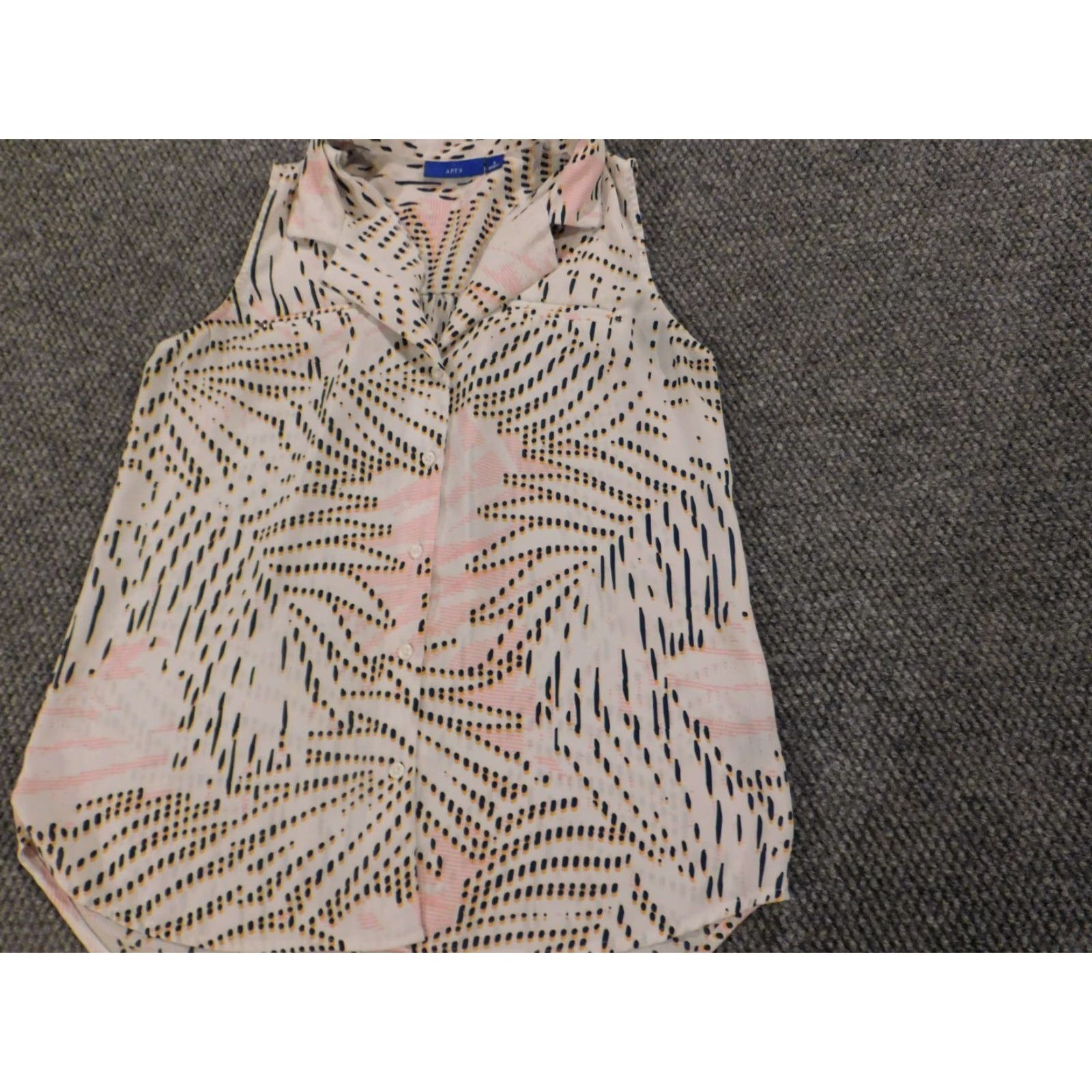 Apt. 9 Apt 9 Blouse Shirt Womens Small Pink Button Crew Neck Cap Sleeve Pullover Regular Size S / US 4 / IT 40 - 2 Thumbnail
