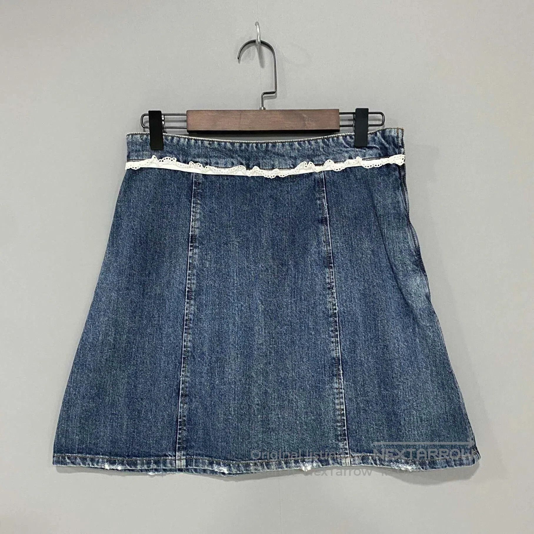Miu Miu White Trim Denim Mini Skirt MIU MIU. Size 41" - 1 Thumbnail