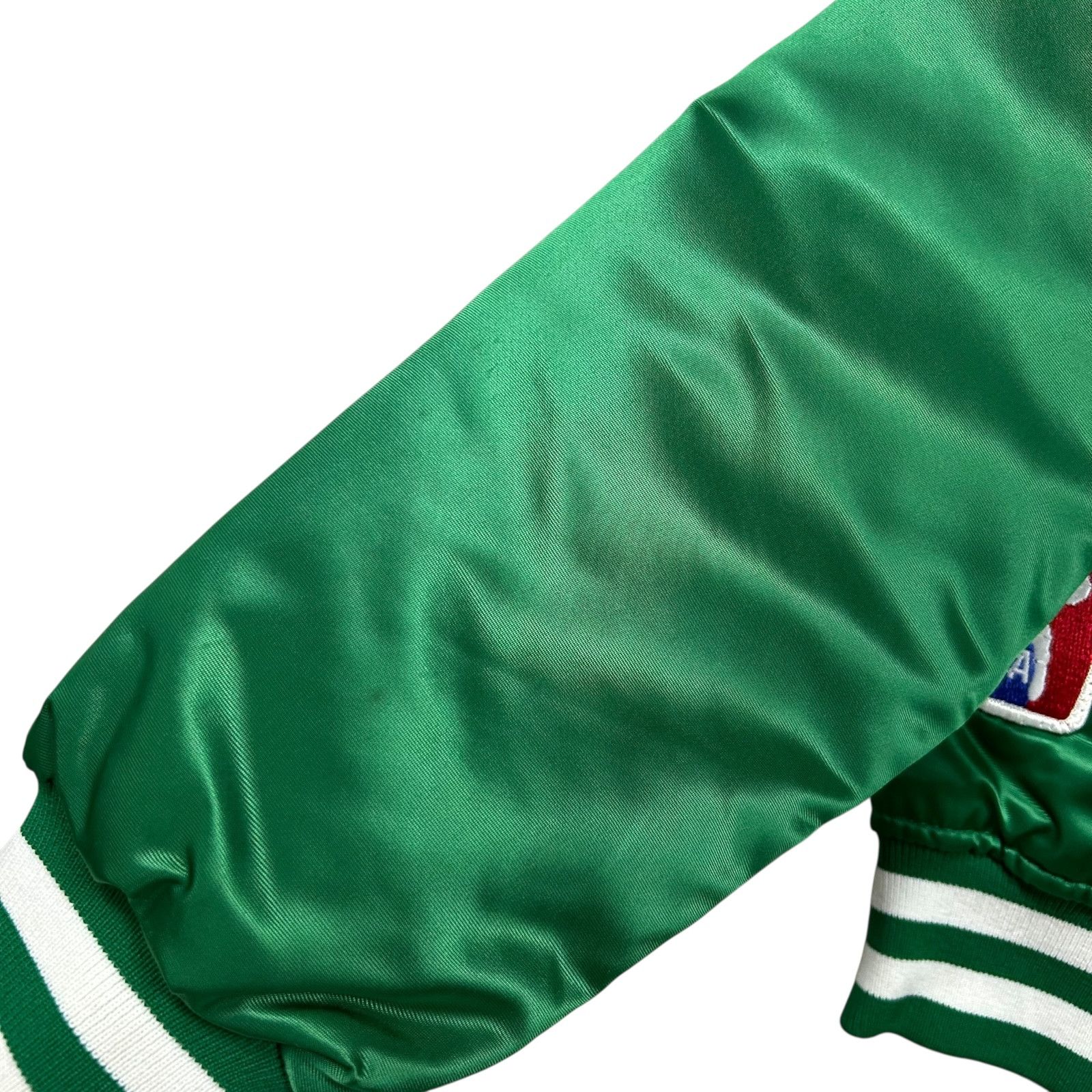 NBA VTG 90s NBA BOSTON CELTICS STARTER SATIN JACKET BIG PATCH Size US M / EU 48-50 / 2 - 7 Thumbnail