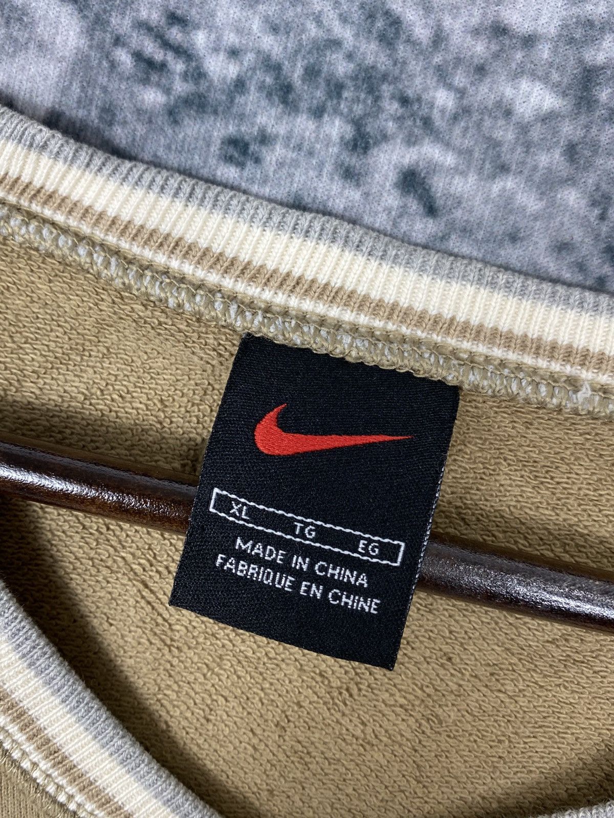 Nike Vintage Nike Sweatshirts Size US XL / EU 56 / 4 - 8 Thumbnail