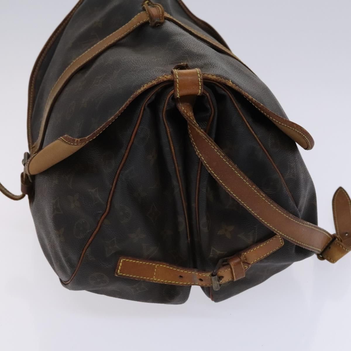 Louis Vuitton LOUIS VUITTON Monogram Saumur 35 Shoulder Bag M42254 Size ONE SIZE - 3 Thumbnail