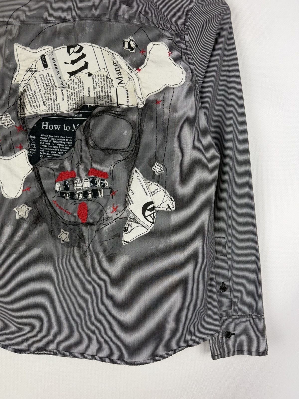 John Galliano John Galliano Long Sleeve Newspaper Print Button Up Shirt Size XS / US 0-2 / IT 36-38 - 21 Thumbnail