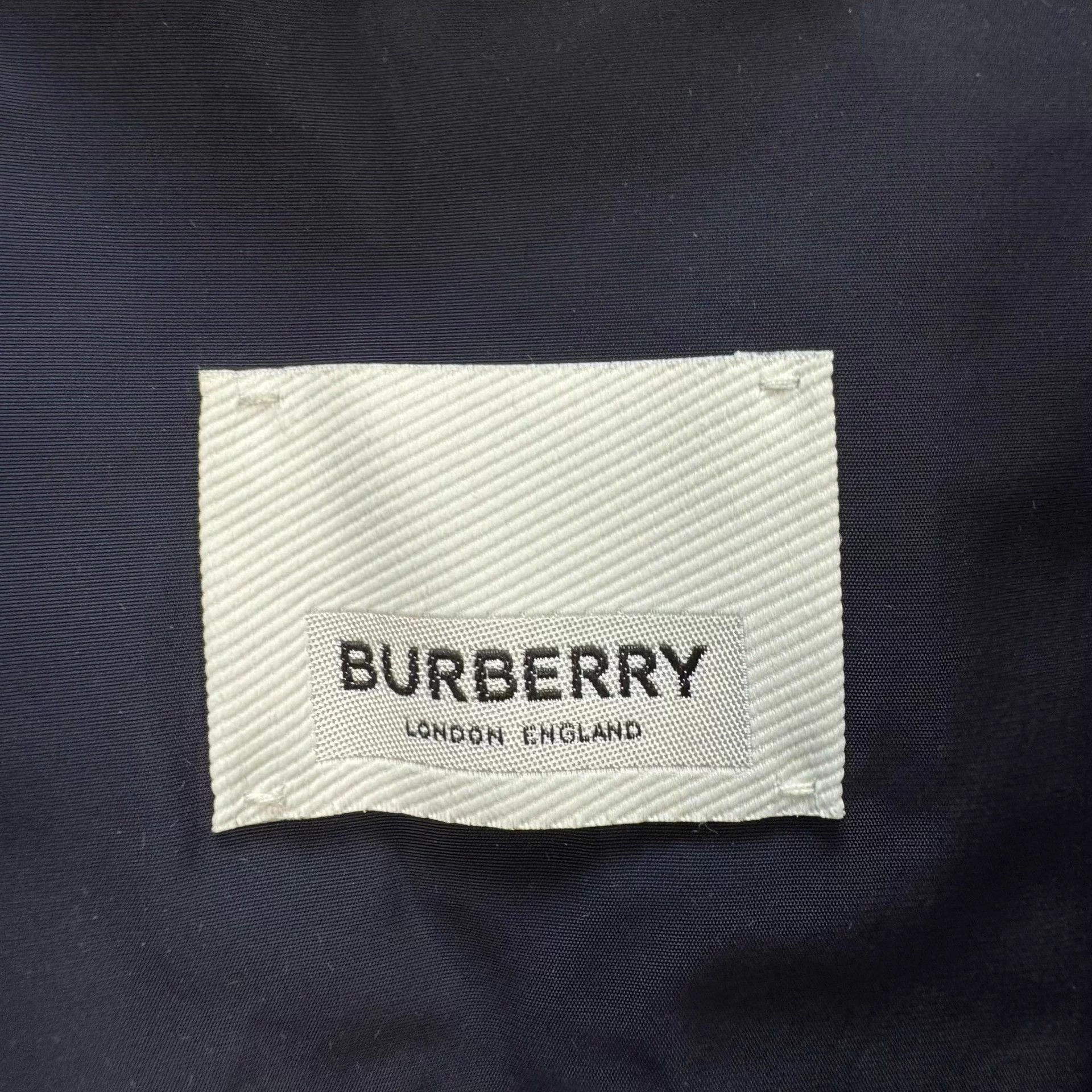 Burberry Burberry Rubber Logo Nylon Jacket 46 99 New Size US S / EU 44-46 / 1 - 5 Thumbnail