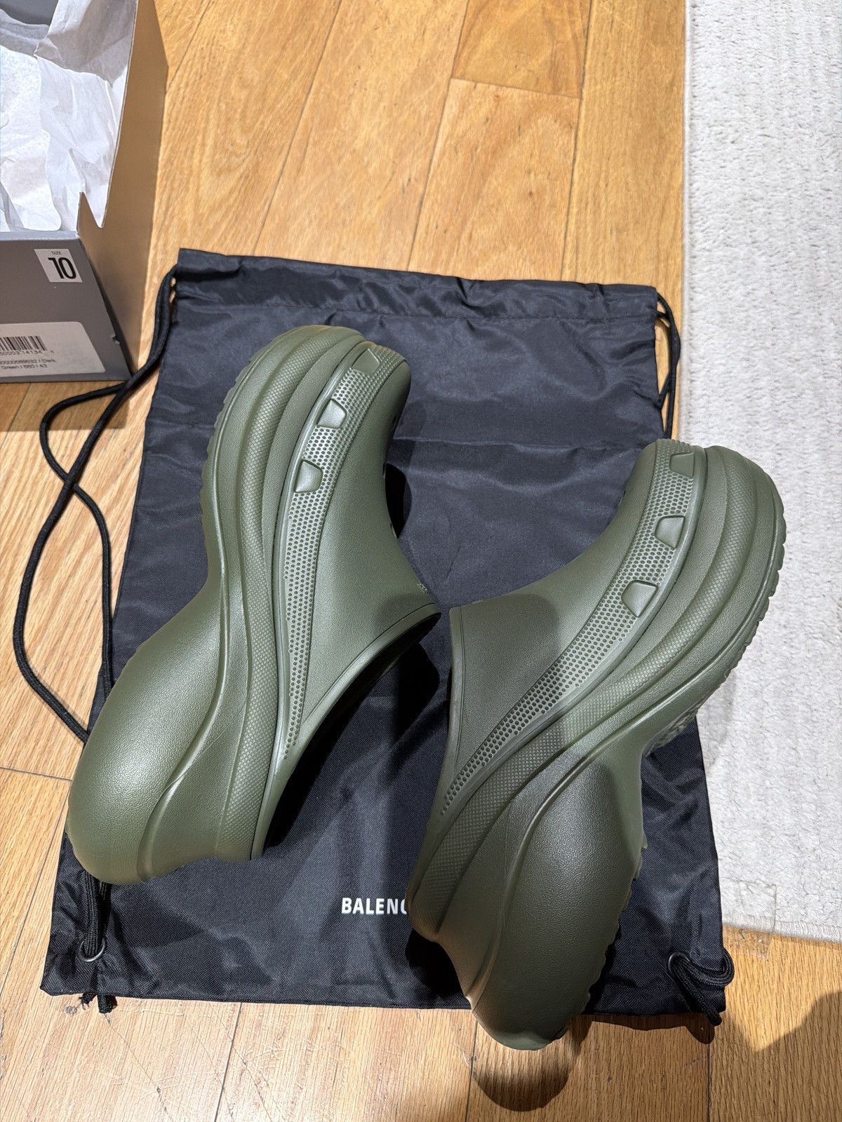 Balenciaga × Crocs Balenciaga crocs dark green size 43 Size US 10 / EU 43 - 5 Thumbnail