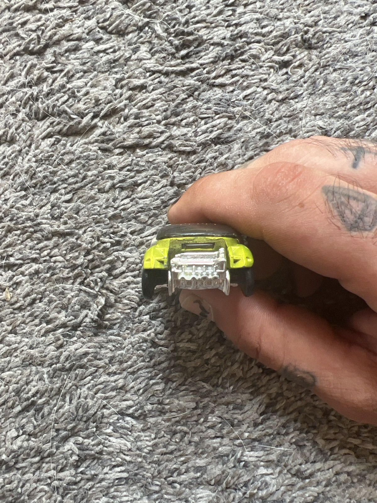 Vintage 2003 Mattel Hot Wheels Hi I.Q. Size ONE SIZE - 3 Thumbnail