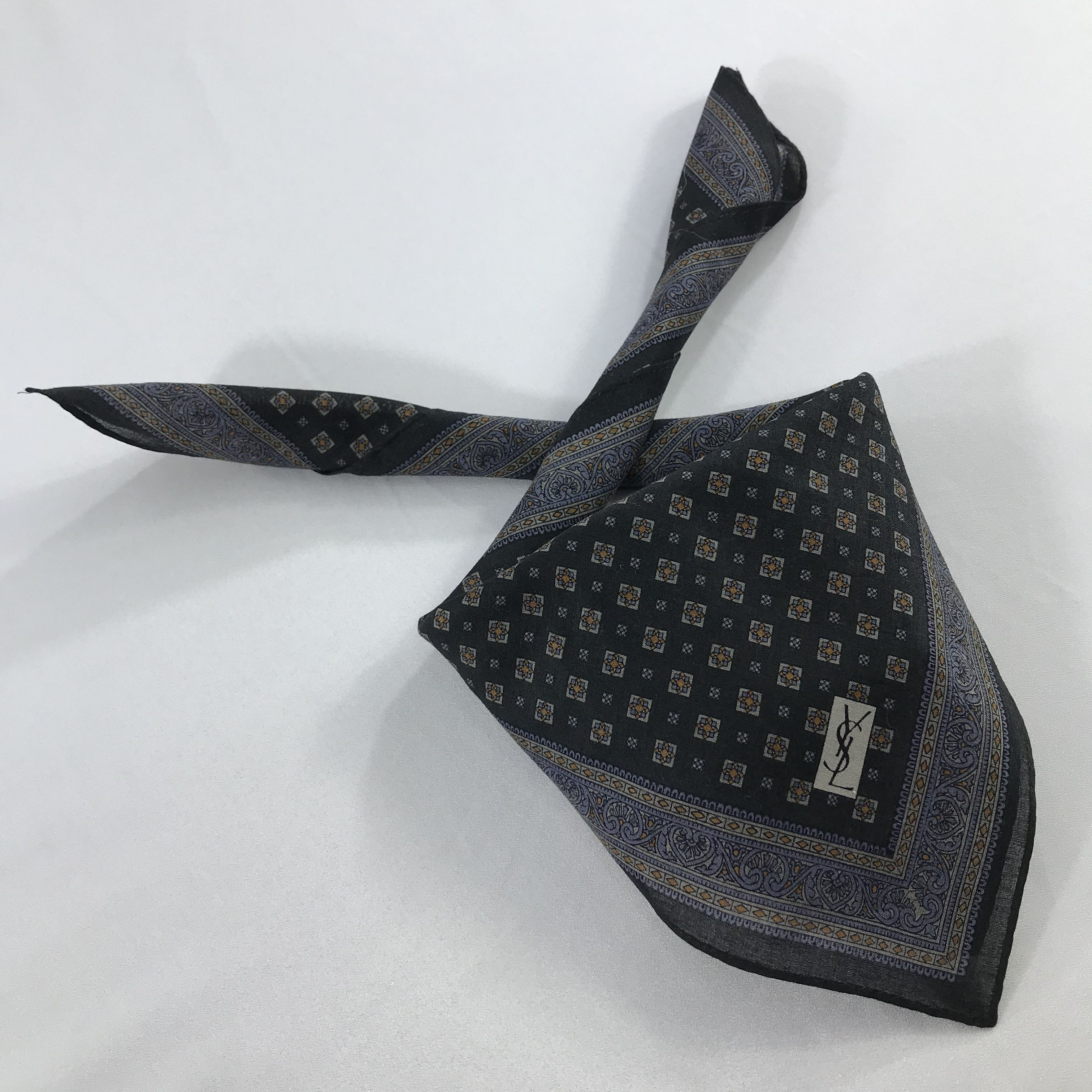 Vintage × Yves Saint Laurent Yves Saint Laurent Bandana / Handkerchief/Neckerchief -S2348 Size ONE SIZE - 4 Thumbnail