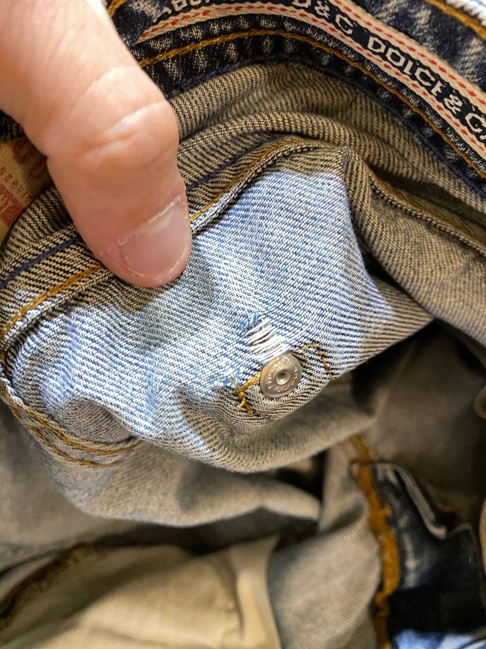 Dolce & Gabbana Vintage Dolce & Gabbana Shorts Size US 33 - 18 Thumbnail