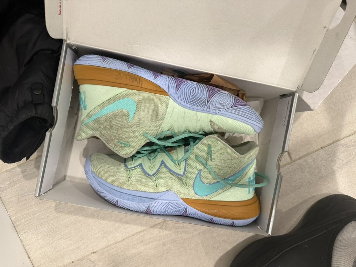 Nike Nike Kyrie 5 SquidWard Size US 12 / EU 45 - 6 Thumbnail