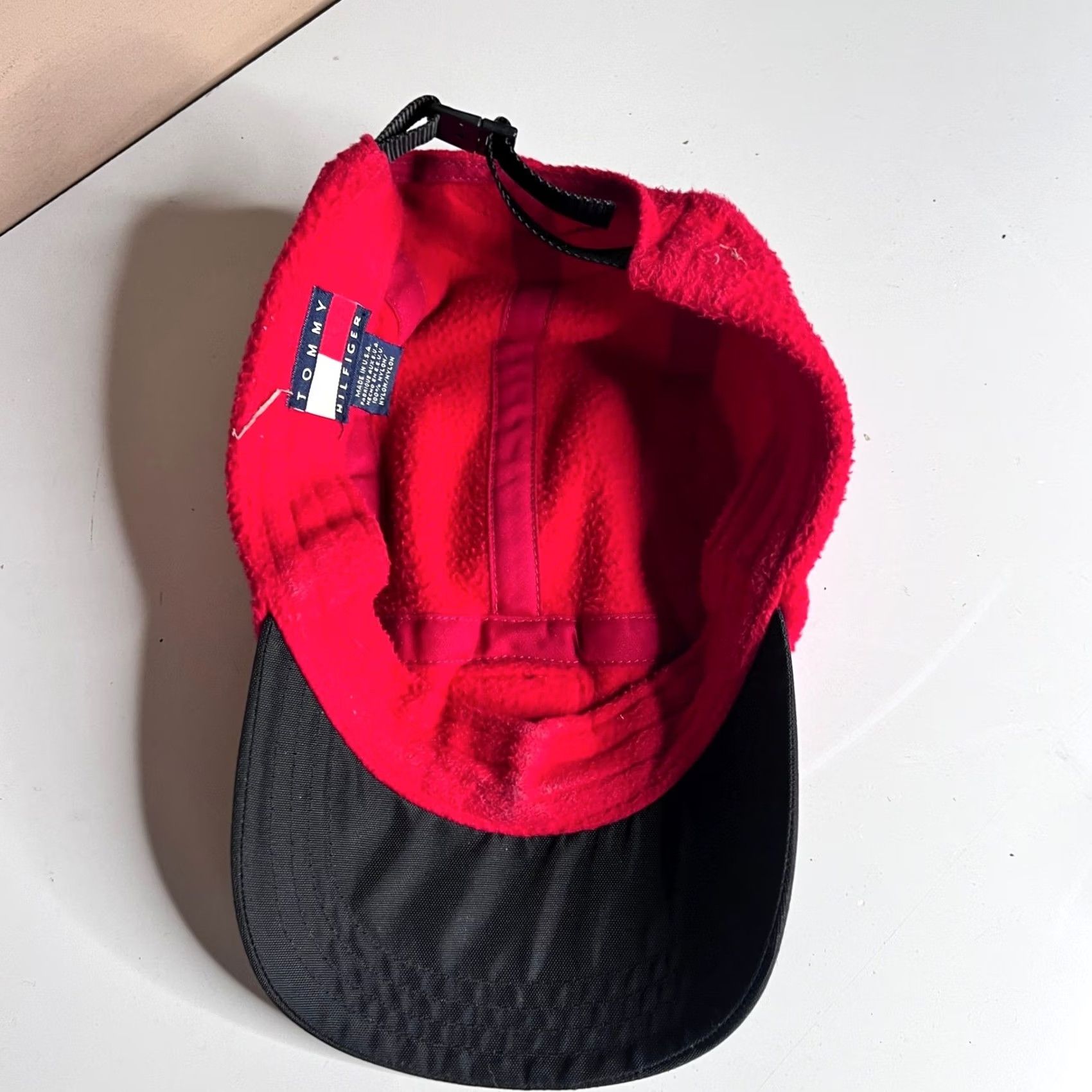 Tommy Hilfiger VINTAGE Tommy Hilfiger Expedition Hat Cap Fleece 5 Panel Red Black Made in USA Mens Size US M / EU 48-50 / 2 - 4 Thumbnail