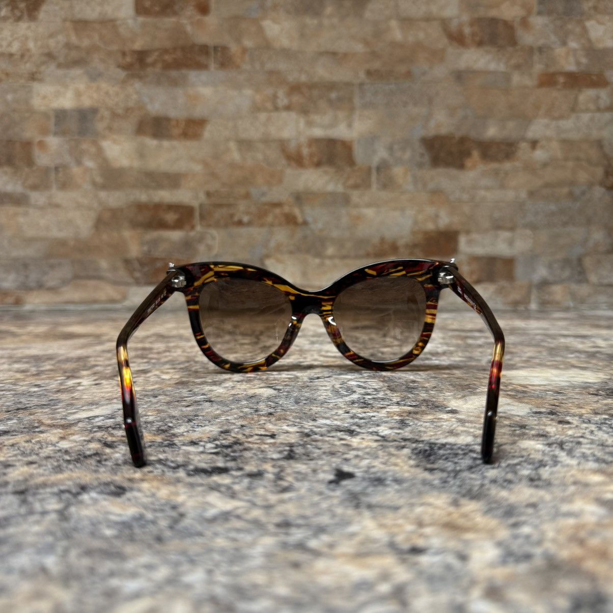 Vivienne Westwood Vivienne Westwood Cat Eye Tortoise Shell Sunglasses Size ONE SIZE - 5 Thumbnail