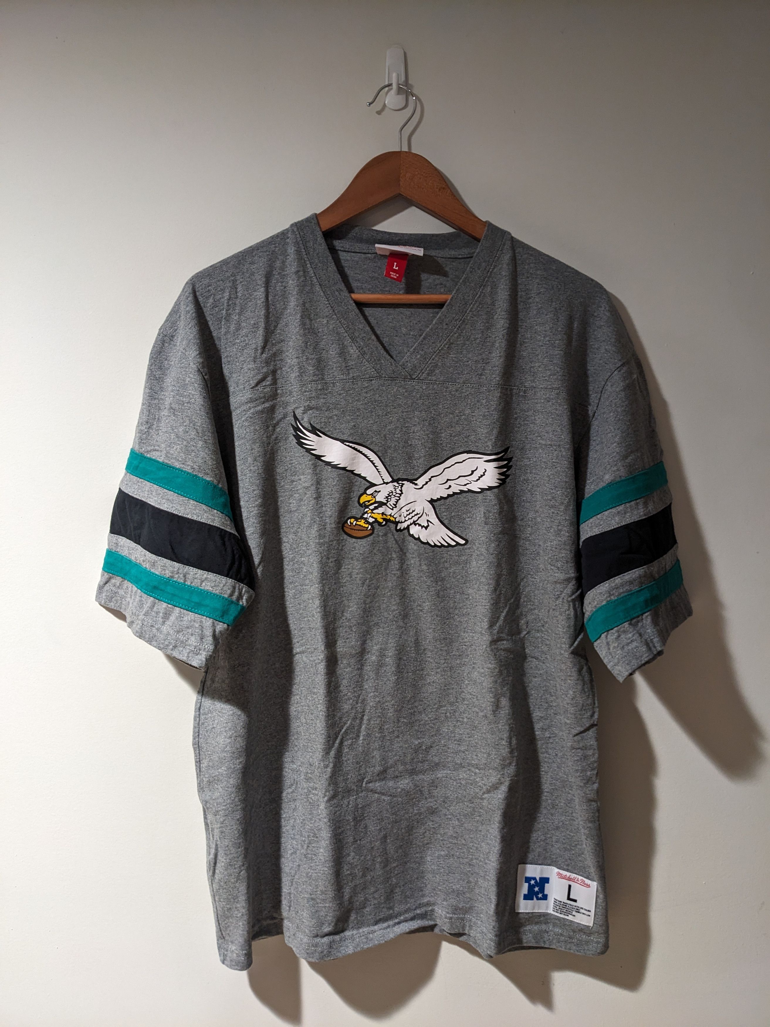 Vintage Philadelphia Eagles Mitchell and Ness NFL 3/4 Sleeve T-Shirt