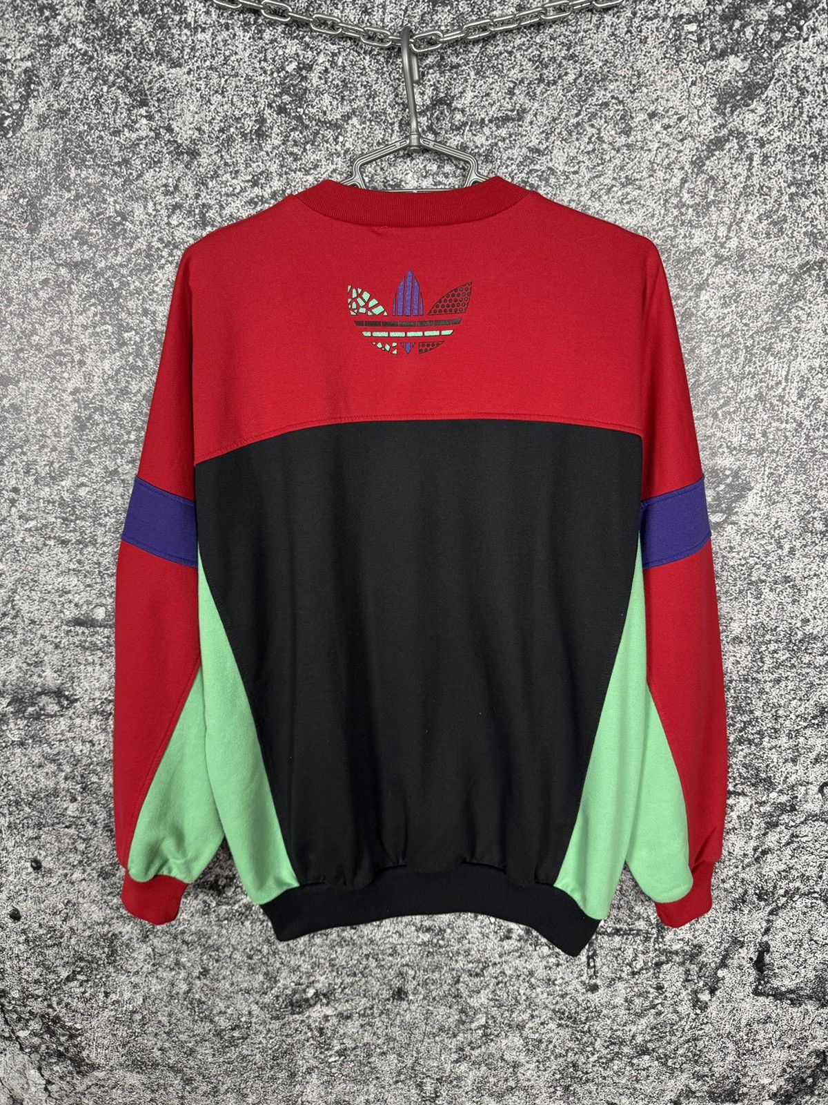 Adidas Adidas Vintage Crewneck Sweatshirt 90s Retro Logo Size M Size US M / EU 48-50 / 2 - 11 Thumbnail