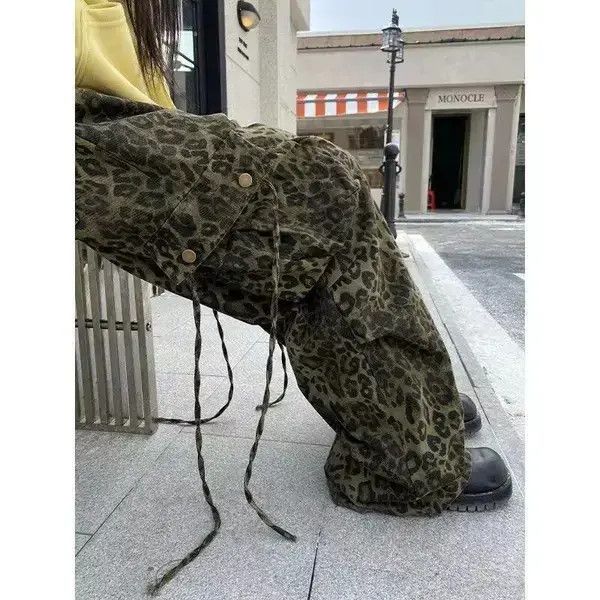 VIBE Retro leopard print paratrooper multi-pocket cargo trousers Size US 28 / EU 44 - 3 Thumbnail