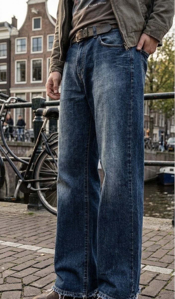 Calvin Klein Men’s Relaxed Loose Fit Distressed Denim Calvin Klein Jeans Size US 36 / EU 52 - 1 Thumbnail