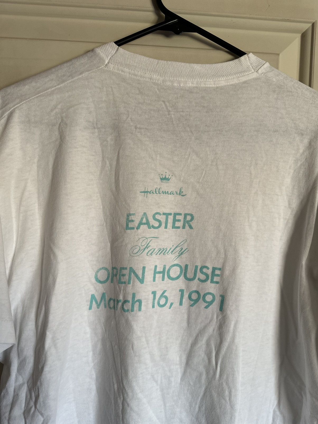 Vintage Vintage Crayola bunny graphic single stitch t shirt Size US XL / EU 56 / 4 - 7 Thumbnail