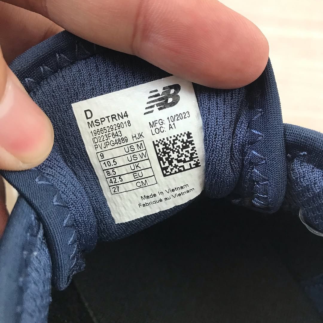 Reebok New Balance Fresh Foam Navy Blue New Balance Men's Fresh Size US 8.5 / EU 41-42 - 11 Thumbnail