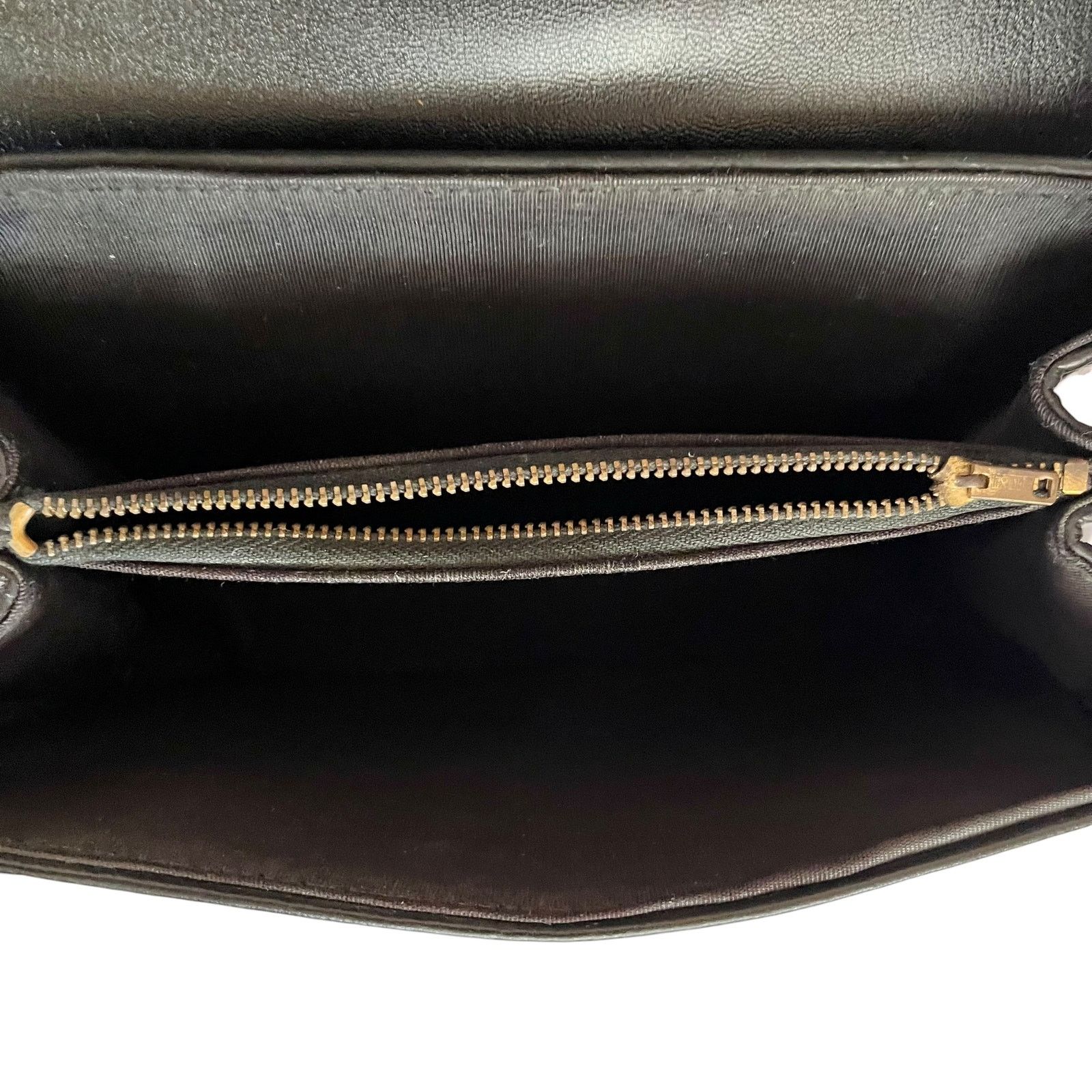Vintage Vintage Verdi Black Embossed Turnlock Satchel Handbag Size ONE SIZE - 4 Thumbnail