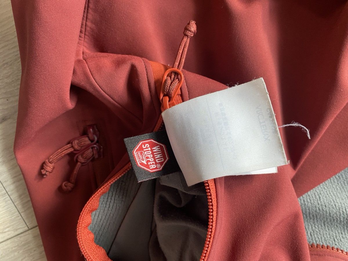 Arc'teryx Vintage Arcteryx Softshell Waterproof Jacket Size XL Size US XL / EU 56 / 4 - 7 Thumbnail