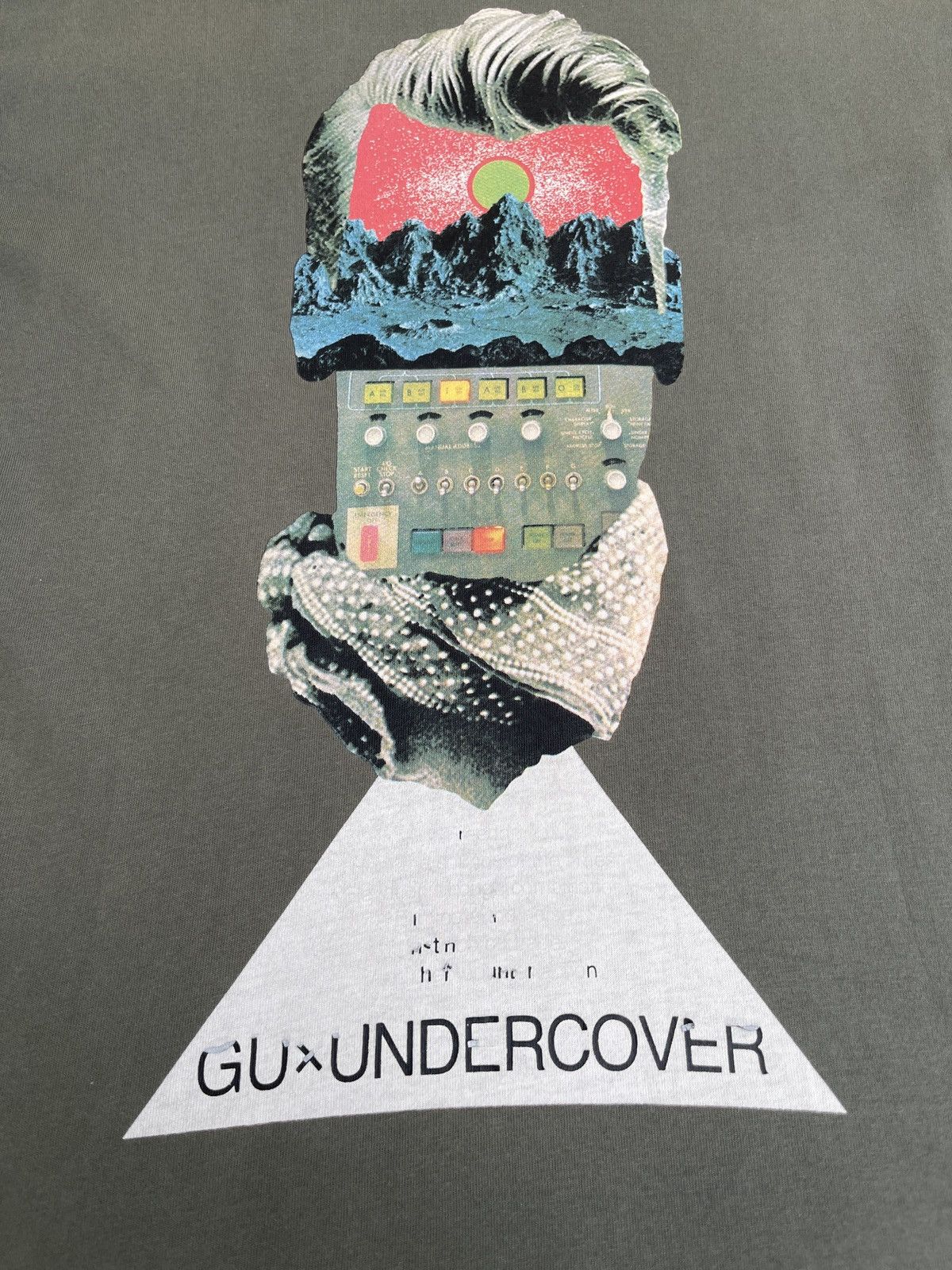 GU Rare🔥Undercover X Gu Army Green Tee Size US L / EU 52-54 / 3 - 9 Thumbnail