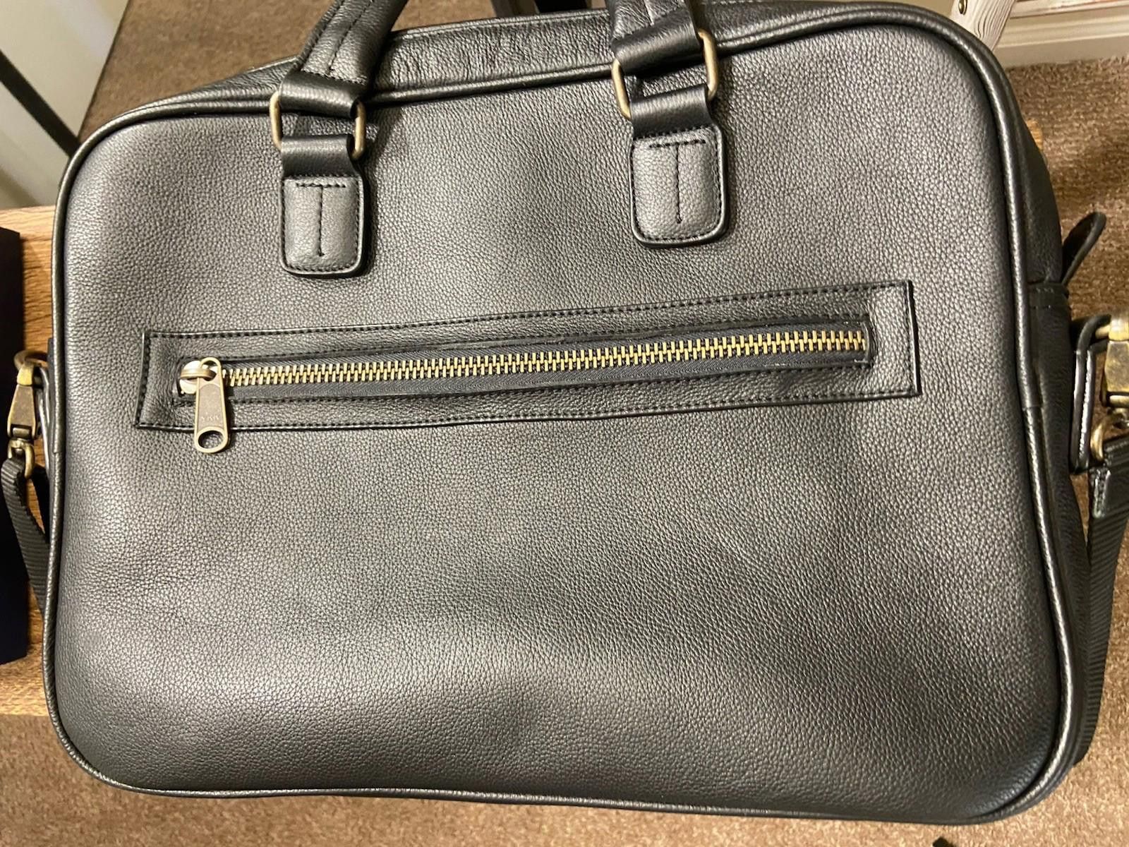 Leather Quavaro Black Eagle Briefcase W Strap, Heavy Duty Leather Size ONE SIZE - 3 Thumbnail