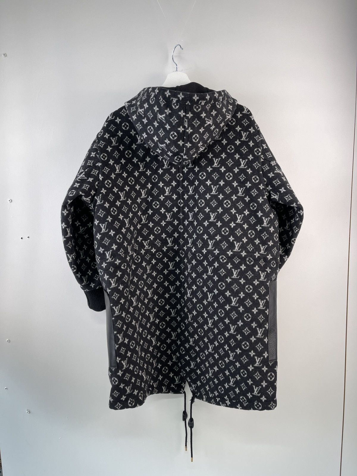 Louis Vuitton Louis Vuitton reversible Size US L / EU 52-54 / 3 - 16 Thumbnail