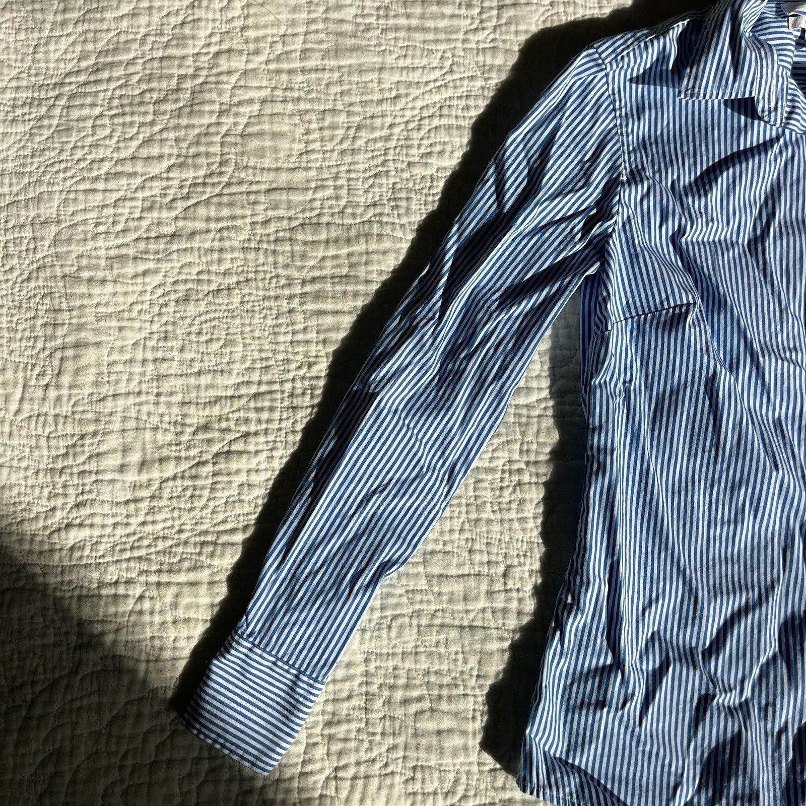 J.Crew J Crew Stretch Perfect Top Blue White Stripe Button Up Long Size XXS / US 00 / IT 34 - 2 Thumbnail
