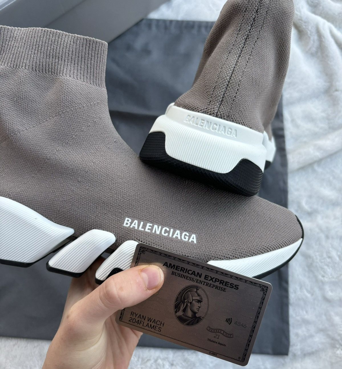 Balenciaga Balenciaga Light Taupe Brown Speed Runners Size US 10 / IT 40 - 2 Thumbnail