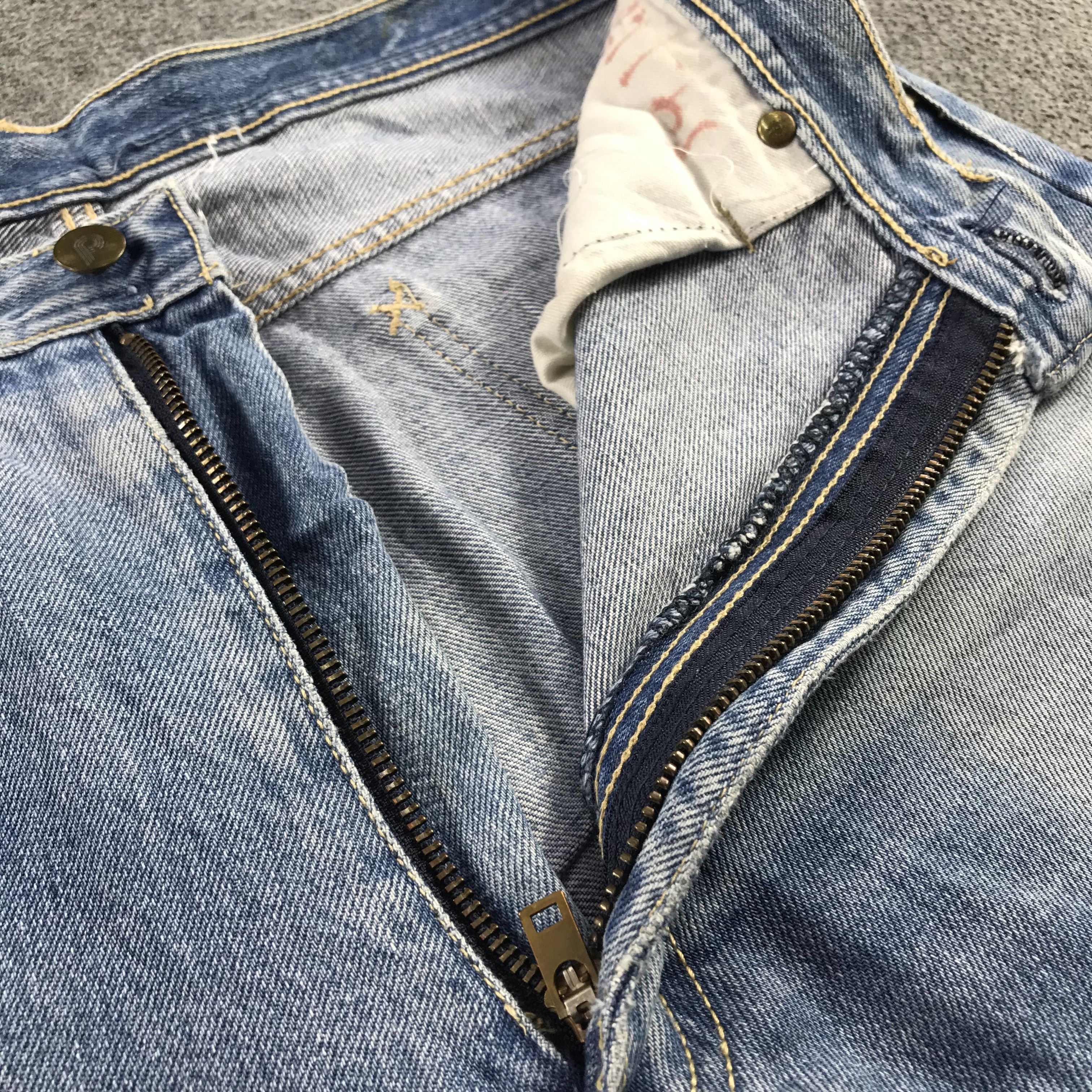 Japanese Brand Vintage Japanese Painters Jeans Distress Denim Jeans KJ3448 Size US 32 / EU 48 - 8 Thumbnail