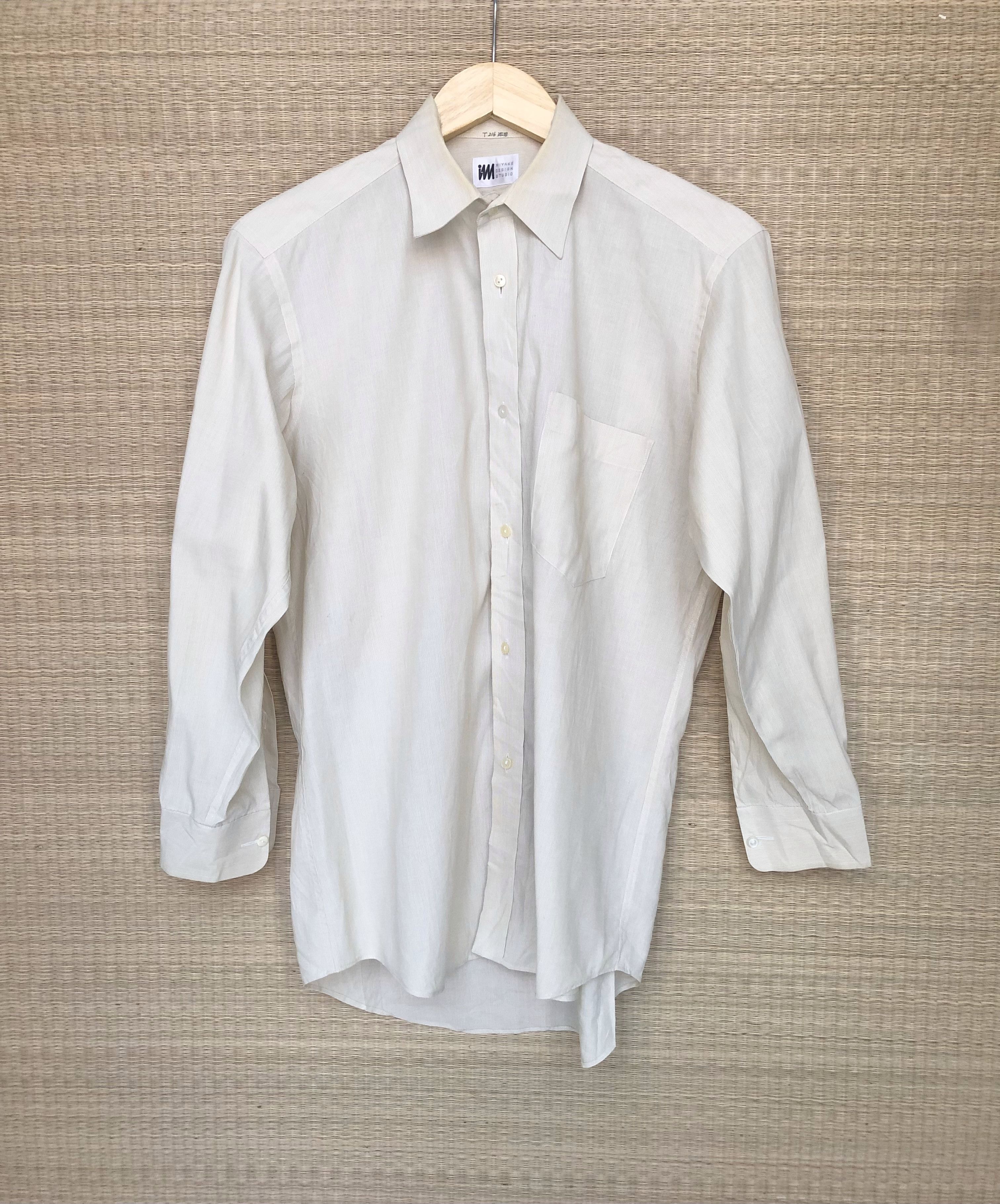 Issey Miyake oatmeal shirt Size US S / EU 44-46 / 1 - 1 Thumbnail
