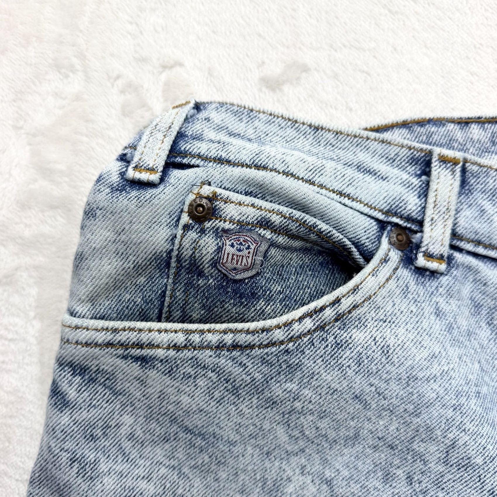 Levi's VINTAGE Levi's Silver Medal Jeans Mens 32x32 Blue Acid Wash Straight Leg Denim Shirt? Size US 31 - 6 Thumbnail
