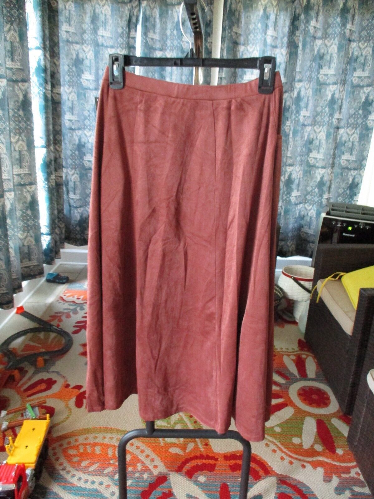 Other LuLaRoe Brown Elegant Avery Skirt Micro Suede NWT Small Size 28" / US 6 / IT 42 - 4 Thumbnail