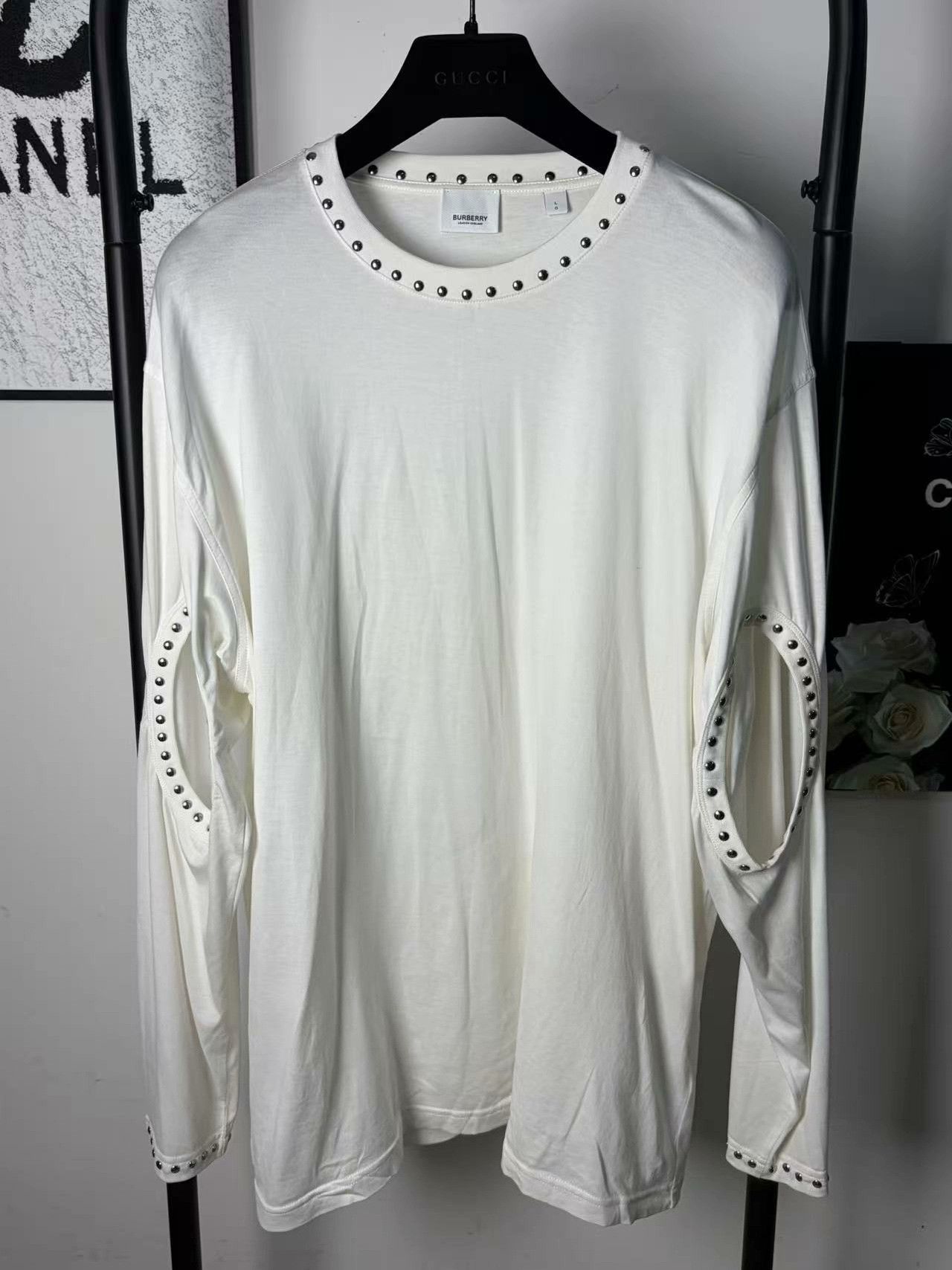 Burberry Burberry White Hoodie l Men Size US L / EU 52-54 / 3 - 1 Thumbnail